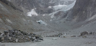 Spéléo sous-glaciaire à Arolla